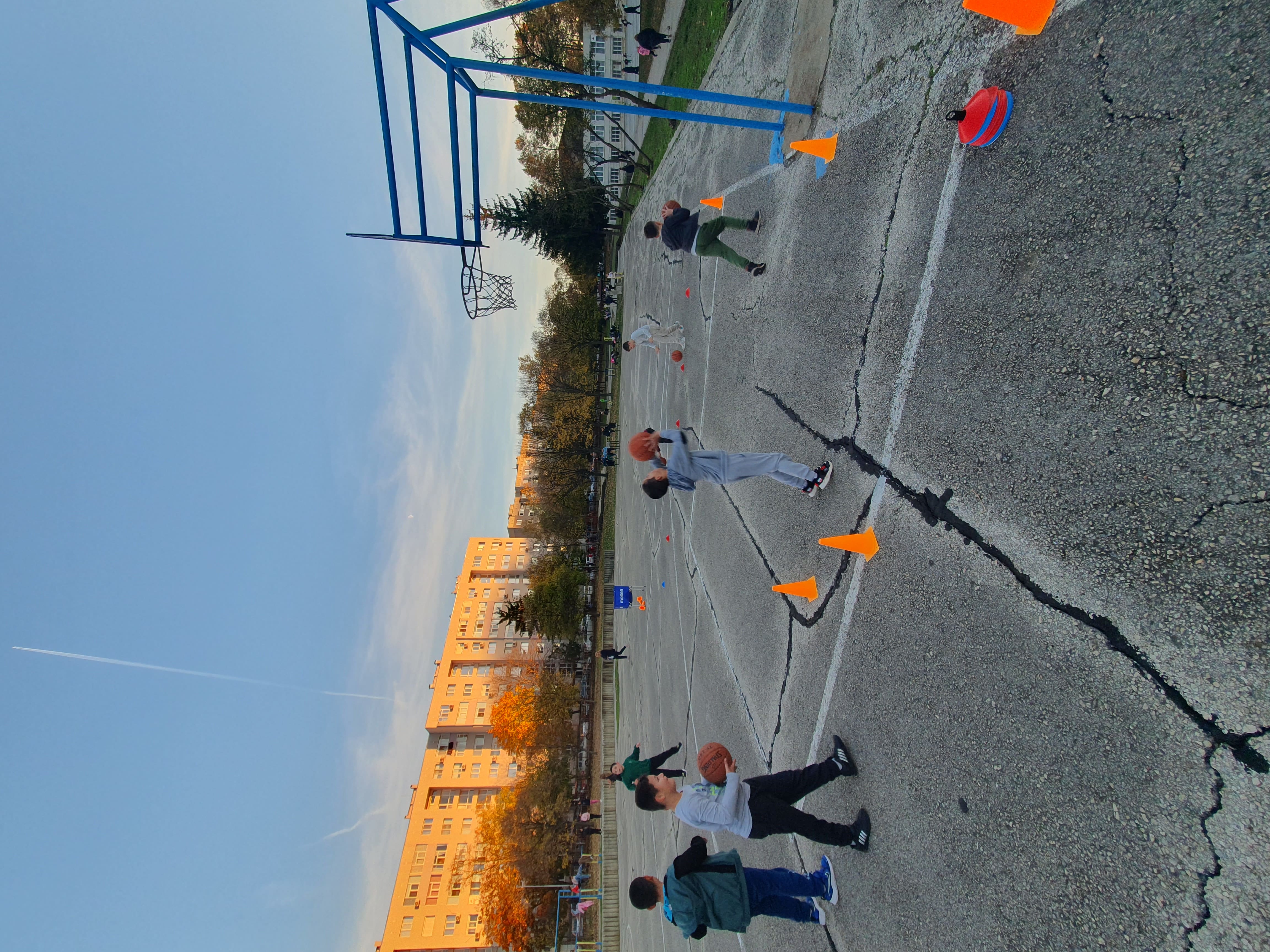 Снимка от галерия Баскетбол 1 клас